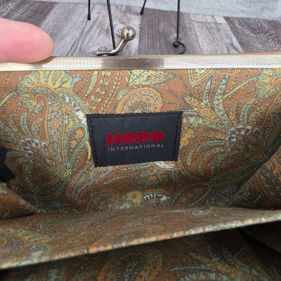 HOBO International Vintage Wallet Clutch Wristlet Cognac Brown Leather Kiss Lock - Picture 2 of 12